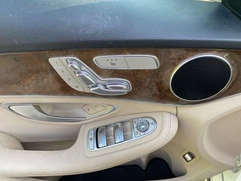 Used 2017 Mercedes-Benz C 300 Sedan image 13