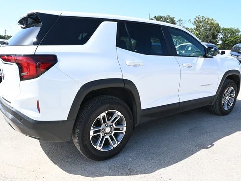 Used 2026 GMC Terrain Elevation FWD image 2