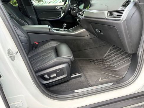 Used 2023 BMW X5 sDrive40i w/ Parking Assistance Package RWD image 13