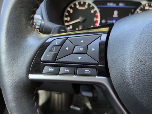Used 2024 Nissan Altima 2.5 SR FWD image 21
