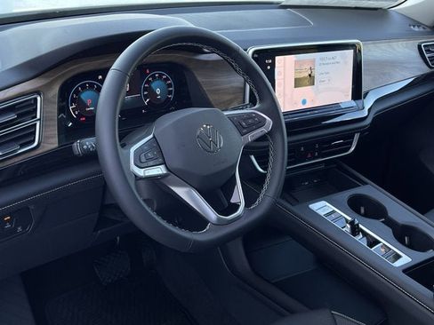New 2026 Volkswagen Atlas SE image 12