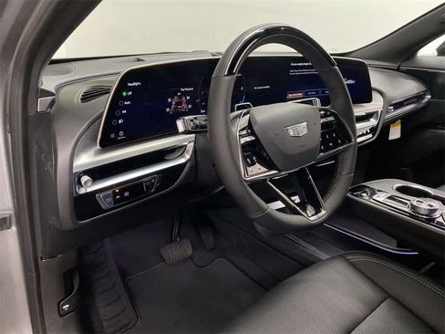 Used 2026 Cadillac Lyriq Sport image 2