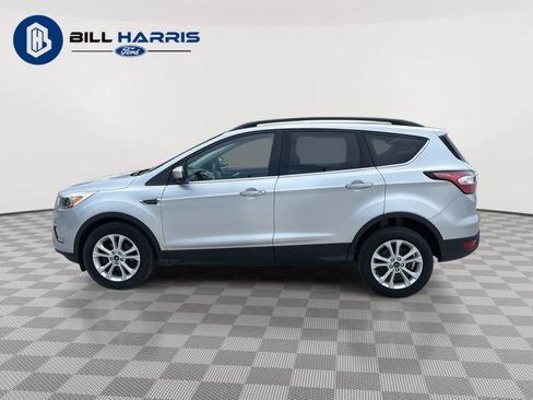 Used 2018 Ford Escape SE FWD image 8