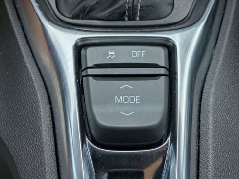Used 2023 Chevrolet Camaro LT RWD image 19