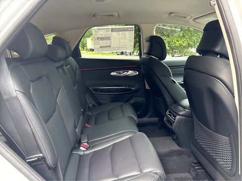 New 2026 Genesis GV70 2.5T Advanced image 17