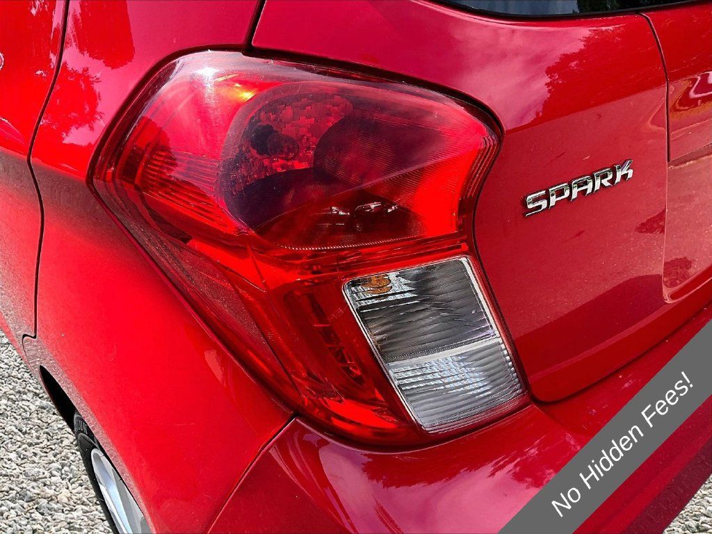 Used 2021 Chevrolet Spark LT FWD image 23