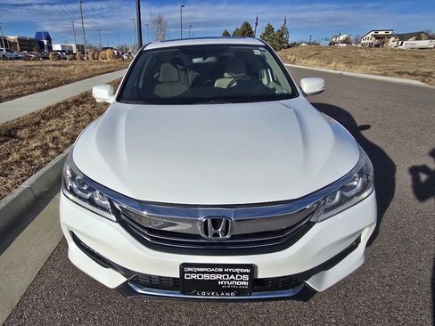 Used 2016 Honda Accord EX image 8