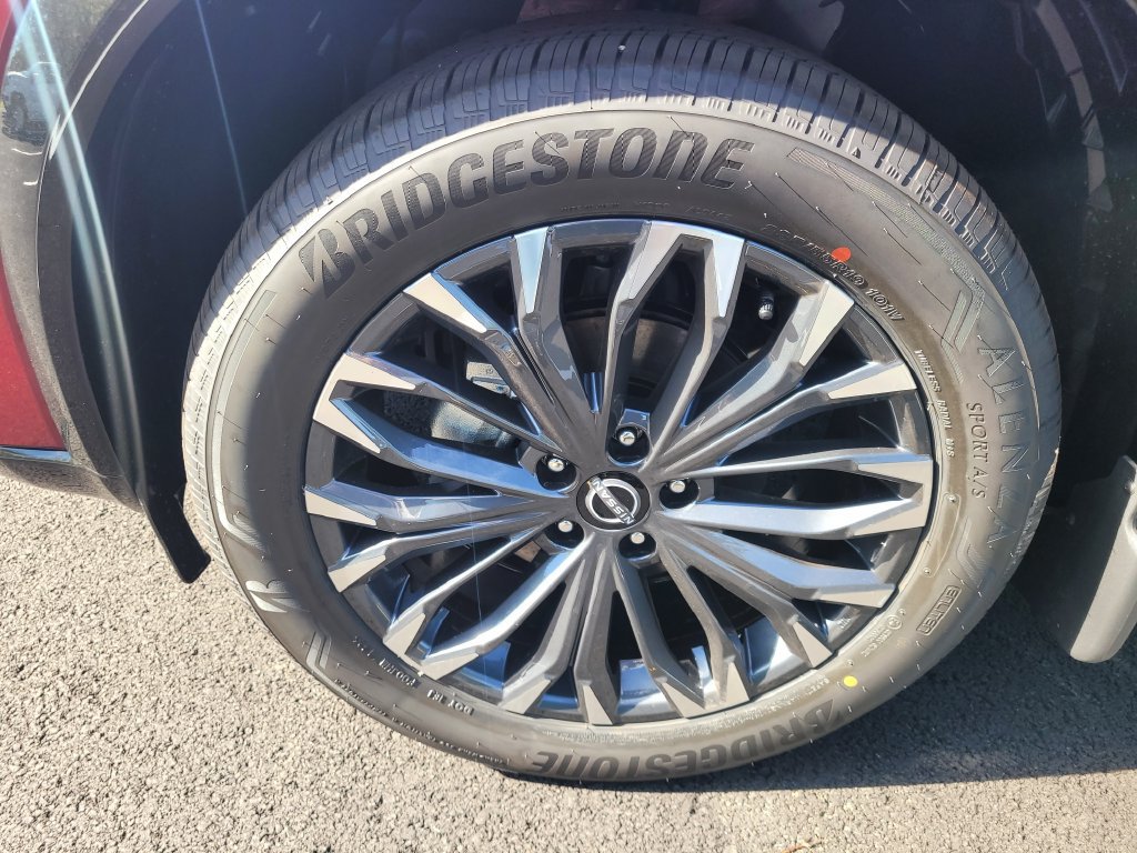 New 2026 Nissan Rogue Platinum AWD/4WD image 10