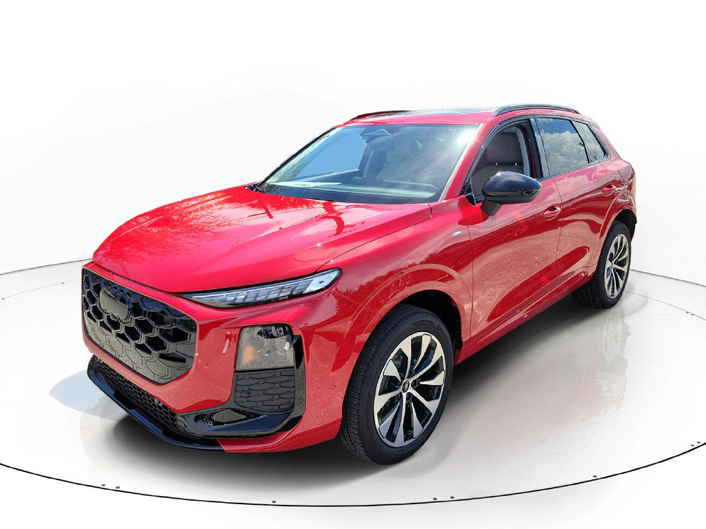 New 2026 Audi Q3 quattro 2.0T AWD/4WD image 2