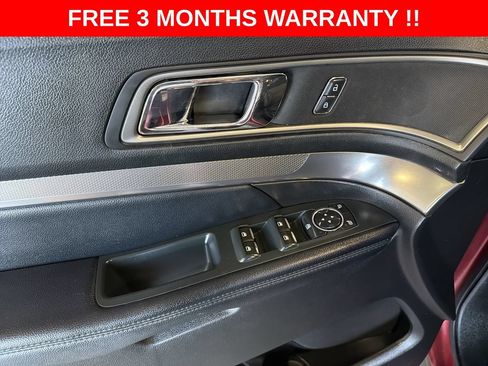 Used 2018 Ford Explorer XLT AWD/4WD image 14