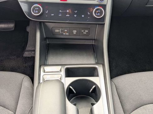 Used 2024 Hyundai Sonata SEL FWD image 17