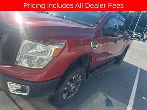 Used 2017 Nissan Titan S AWD/4WD image 12