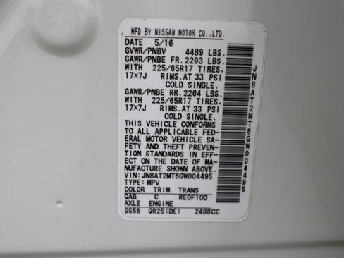 Used 2016 Nissan Rogue SV FWD image 29