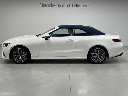 Used 2023 Mercedes-Benz E 450 4MATIC Cabriolet image 2