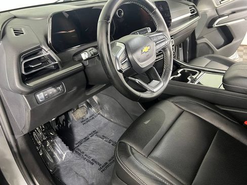 Certified 2024 Chevrolet Traverse LT w/ LPO, Floor Liner Package AWD/4WD image 20