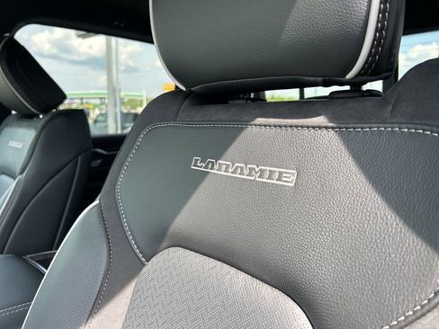 New 2026 RAM 1500 Laramie AWD/4WD image 30