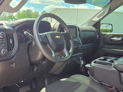 Used 2025 Chevrolet Silverado 1500 Custom AWD/4WD image 22