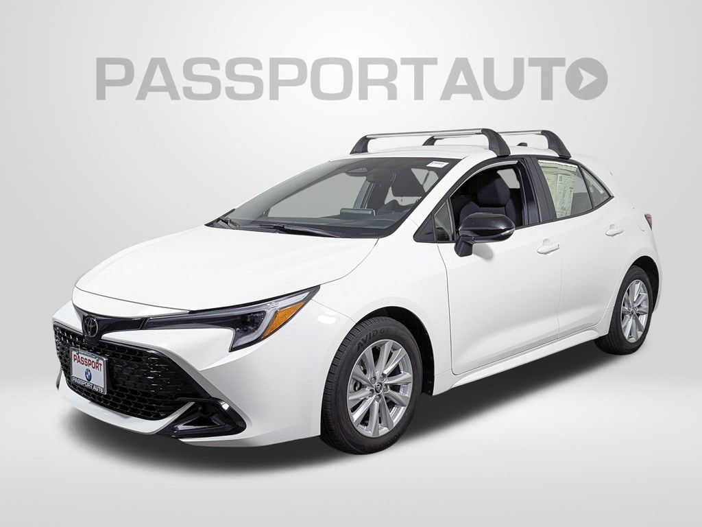 Used 2026 Toyota Corolla SE FWD image 1