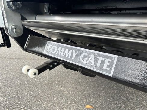 New 2024 Ford E-450 and Econoline 450 Super Duty w/ Power Windows & Locks Group image 42