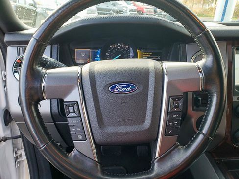 Used 2017 Ford Expedition EL Platinum image 15