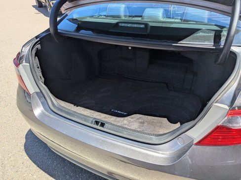 Used 2016 Toyota Camry SE FWD image 26
