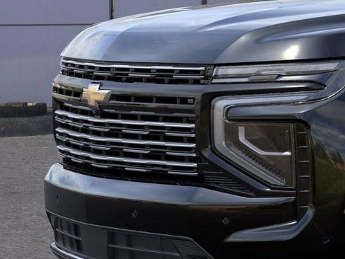 New 2026 Chevrolet Suburban High Country image 13