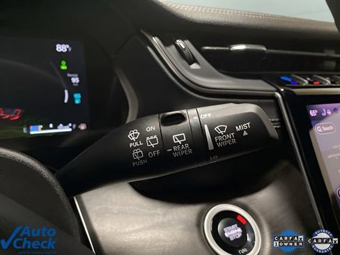 Used 2025 Jeep Grand Cherokee Limited 4xe image 37