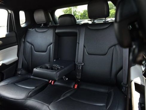 Used 2025 Jeep Compass Limited AWD/4WD image 22