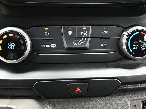 Used 2024 Ford Transit 250 Low Roof w/ Exterior Upgrade Package image 26