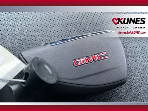 Used 2025 GMC Yukon Elevation w/ LPO, Floor Liner Package image 27