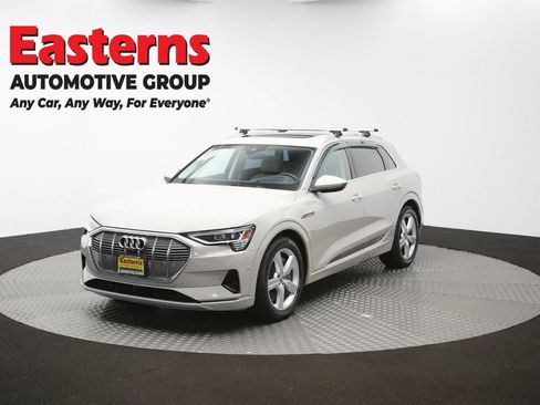 Used 2019 Audi e-tron Prestige w/ Prestige Package AWD/4WD image 54