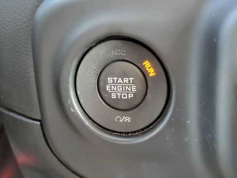 Used 2020 Jeep Gladiator Rubicon image 35