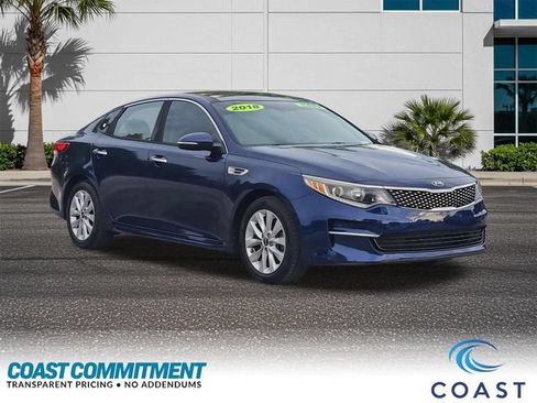 Used 2018 Kia Optima EX w/ Premium Package FWD image 3