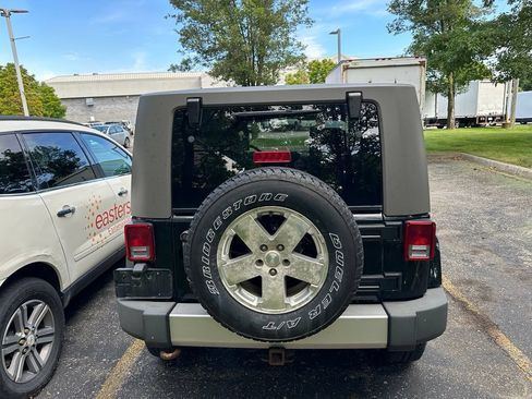 Used 2010 Jeep Wrangler Sahara w/ Trailer Tow Group AWD/4WD image 6