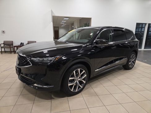 Used 2024 Acura MDX SH-AWD w/ Technology Package image 3