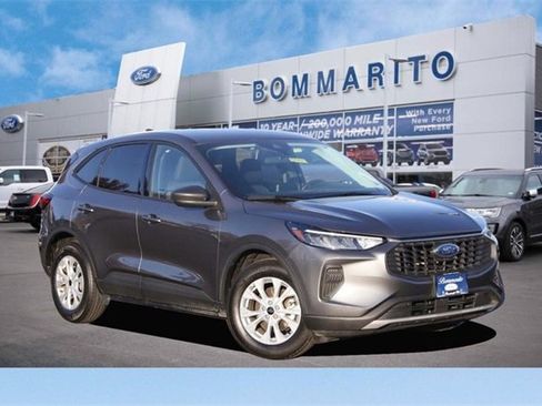 Certified 2025 Ford Escape Active image 2