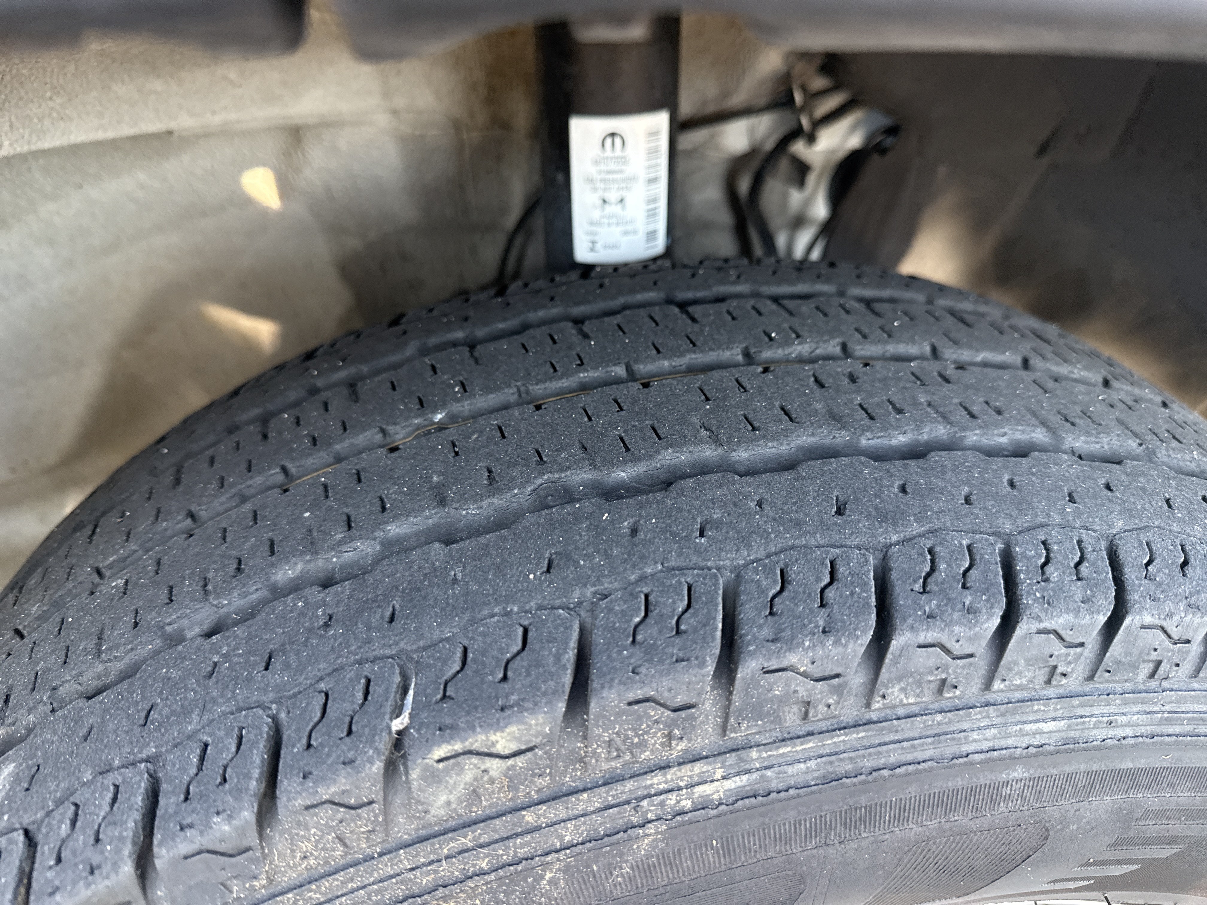 Used 2024 RAM ProMaster 1500 w/ Safety Group FWD image 13