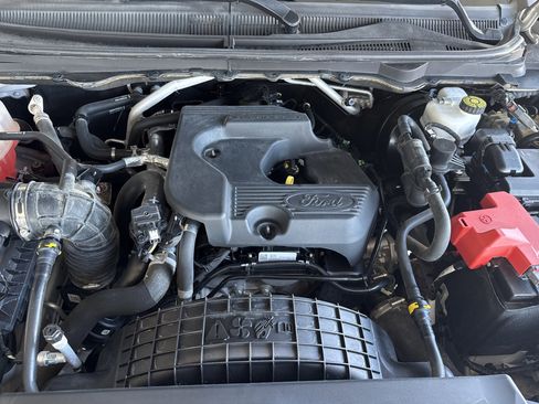 Used 2019 Ford Ranger Lariat w/ Equipment Group 501A Mid image 9