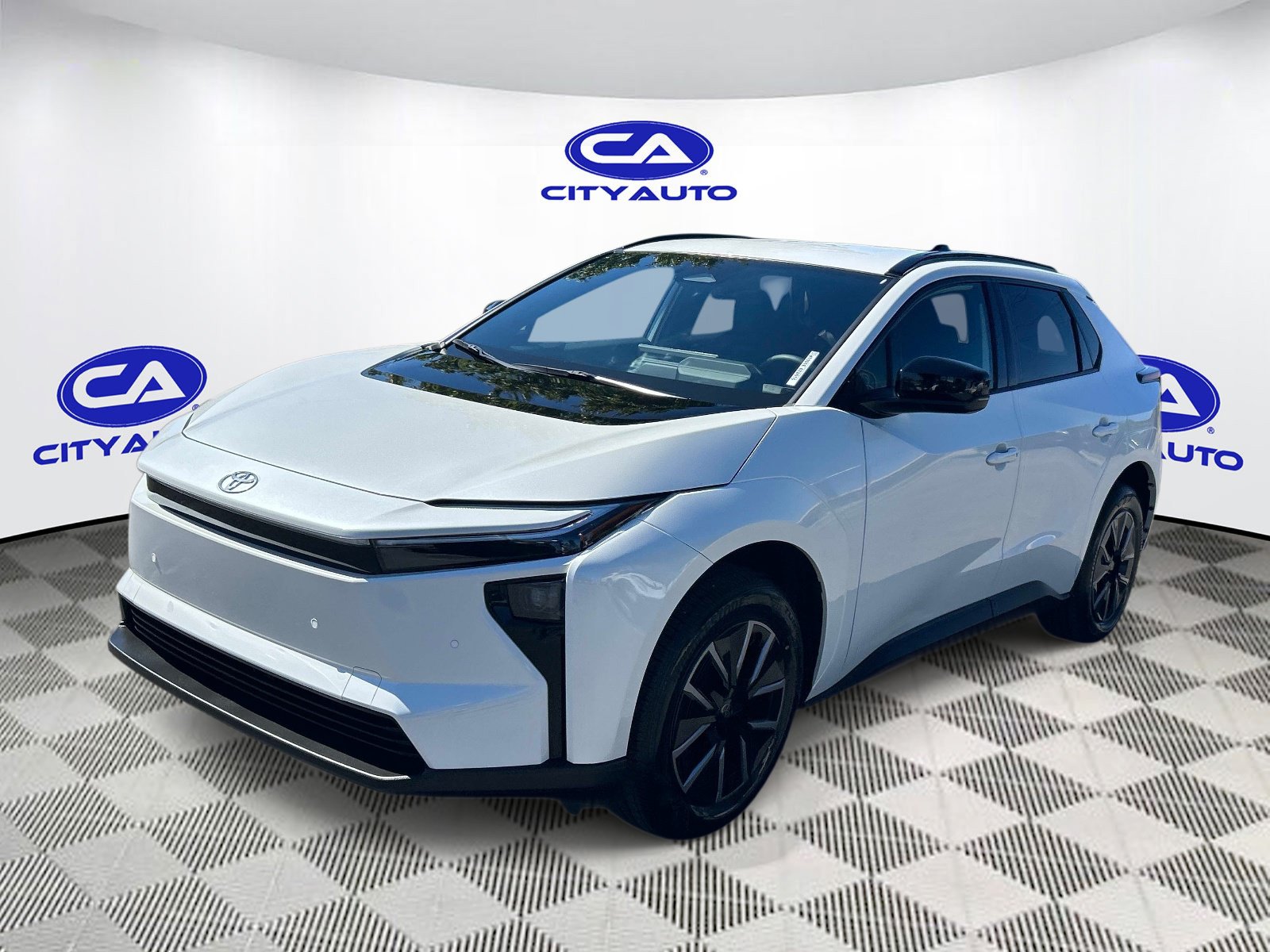 Used 2026 Toyota bZ AWD/4WD image 8