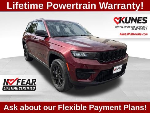 Used 2024 Jeep Grand Cherokee Altitude AWD/4WD image 1