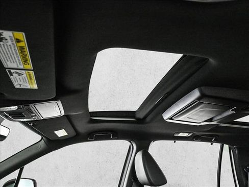 Used 2021 Honda Pilot Black Edition image 16