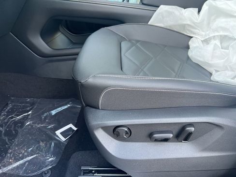 New 2026 Volkswagen Atlas SE image 18