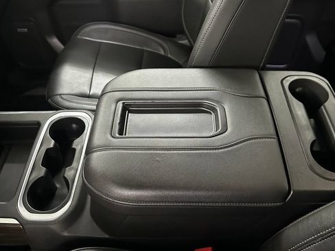 Used 2019 Chevrolet Silverado 1500 LT Trail Boss AWD/4WD image 17