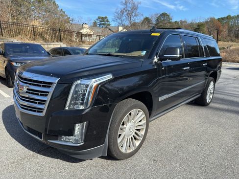 Used 2017 Cadillac Escalade ESV Platinum image 1