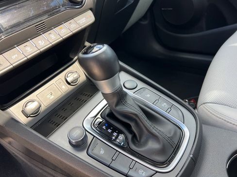 Used 2023 Hyundai Kona Limited image 26