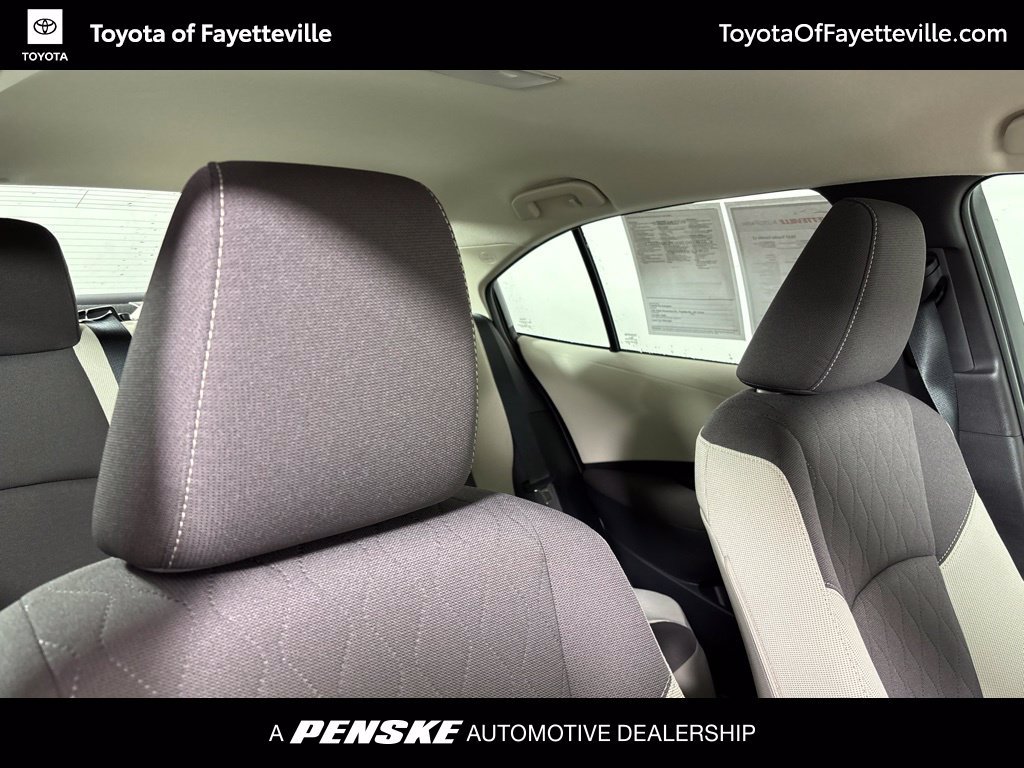 Used 2027 Toyota Corolla LE w/ LE Premium Package FWD image 10