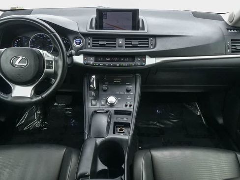 Used 2013 Lexus CT 200h w/ Premium Pkg w/Navigation FWD image 11