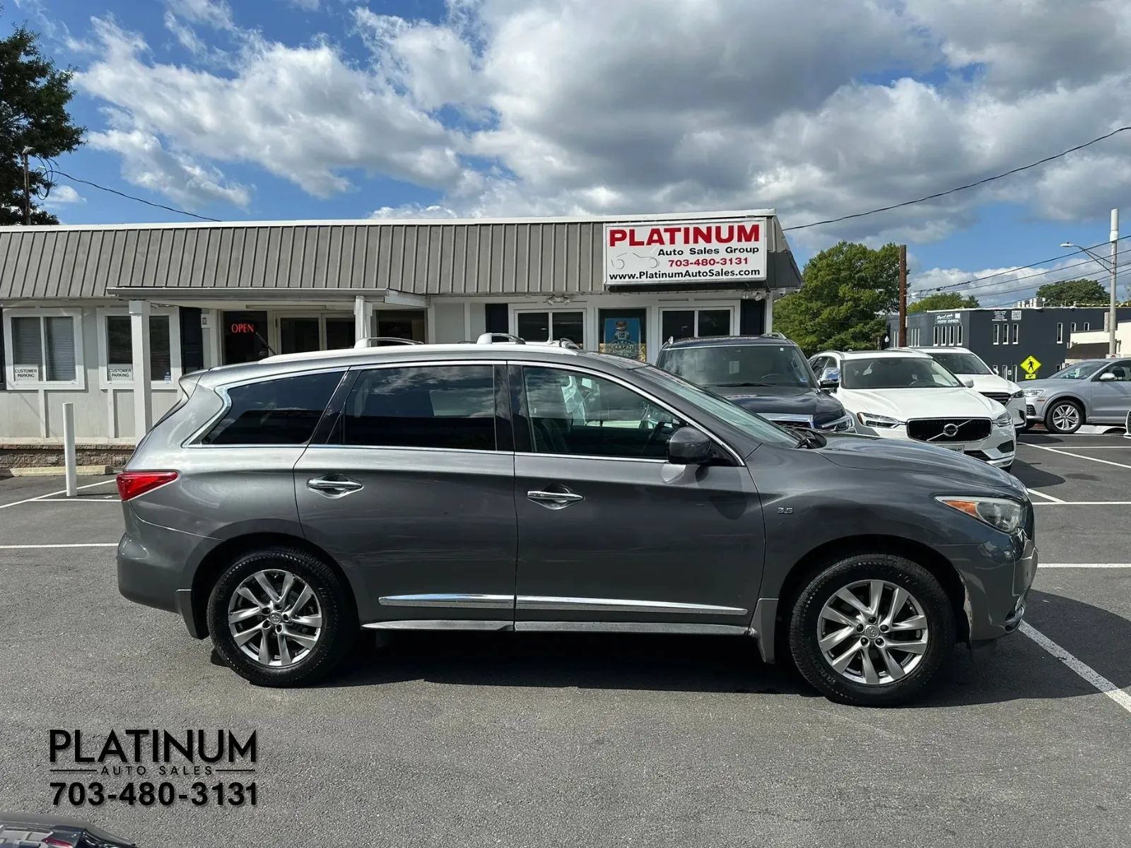 Used 2015 INFINITI QX60 Luxe w/ Premium Plus Package AWD/4WD image 2