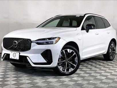 New 2026 Volvo XC60 T8 Plus w/ Climate Package PRO
