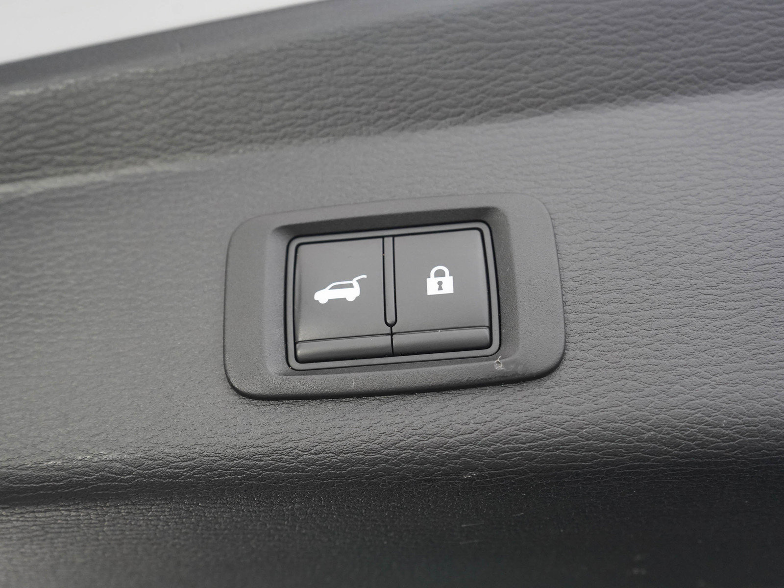 Used 2022 Mitsubishi Outlander SE AWD/4WD image 11